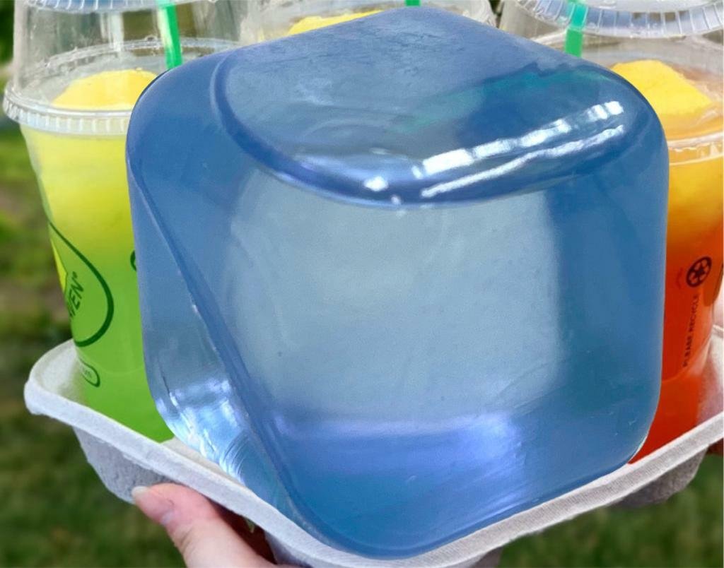 20 Washable Plastic Reusable Ice Cube Bottle Tray Soda Drinks Dry And Freezer